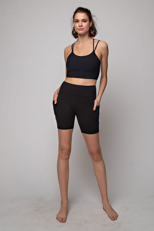 Black - 6" Biker Shorts w/ pockets