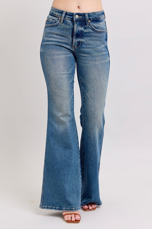 Judy Blue - Mid Rise Vintage Wash Tummy Control Flare