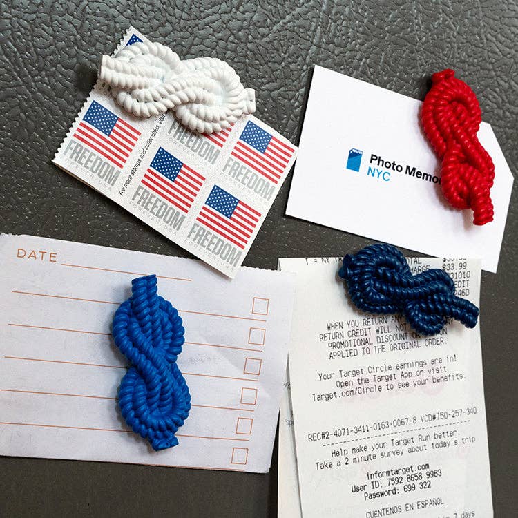 FORGET ME KNOT MAGNETS