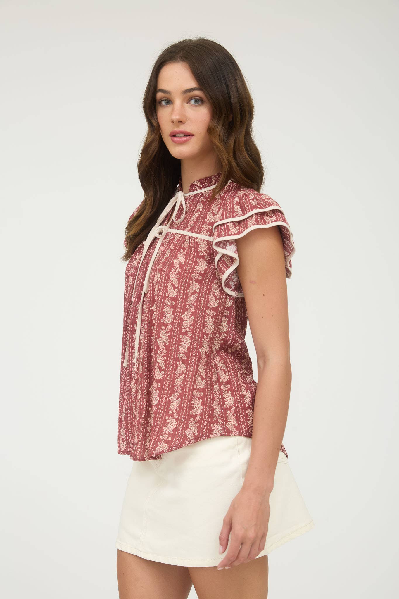 BURGUNDY FLORAL PRINT FRONT TIE RUFFLE TOP