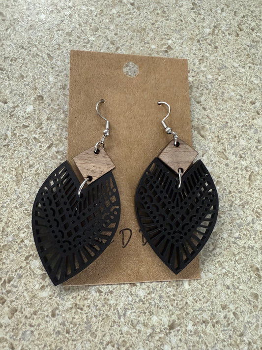 Black Leaf Dangles