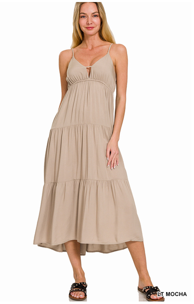 LITE MOCHA WOVEN SWEETHEART NECKLINE TIERED CAMI MIDI DRESS
