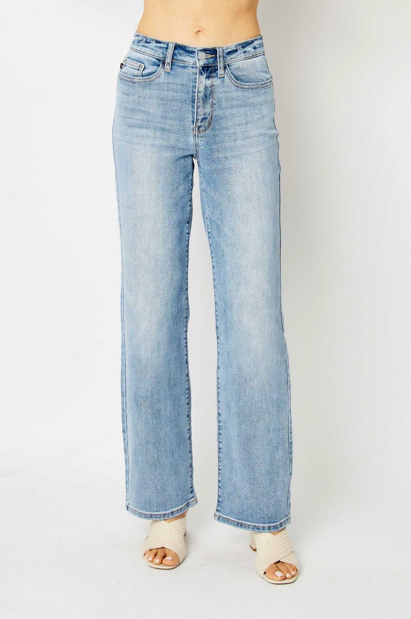 Judy Blue - High Waisted Lite Wash Straight Leg Jeans