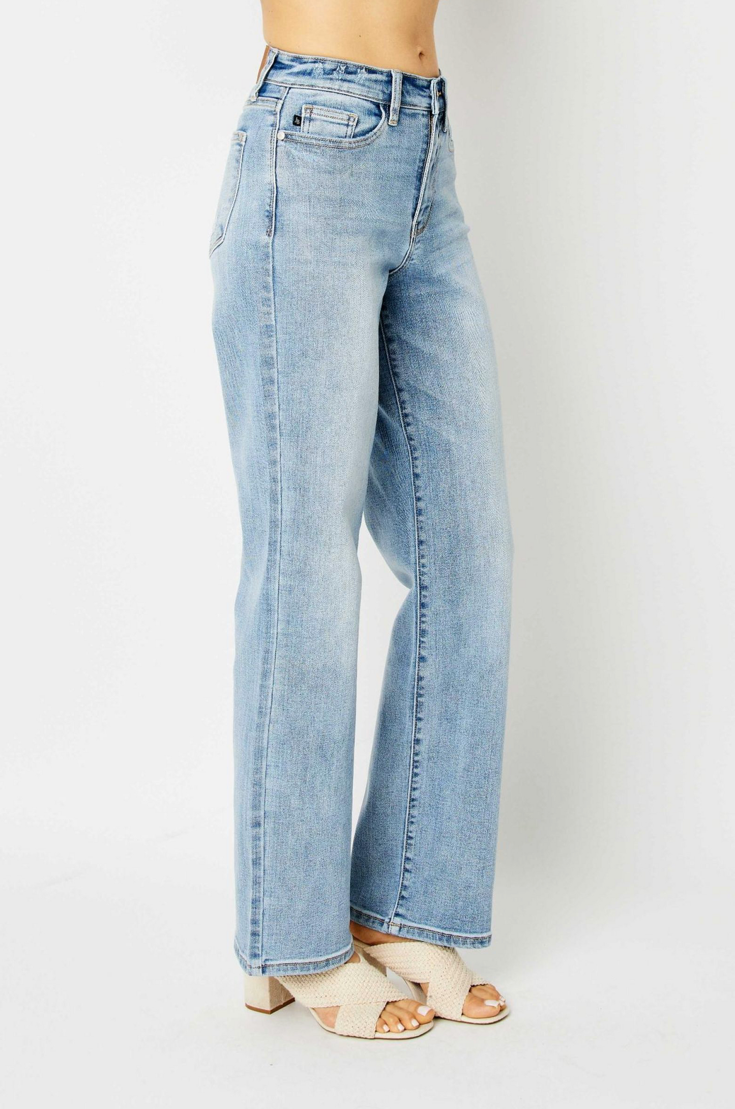 Judy Blue - High Waisted Lite Wash Straight Leg Jeans