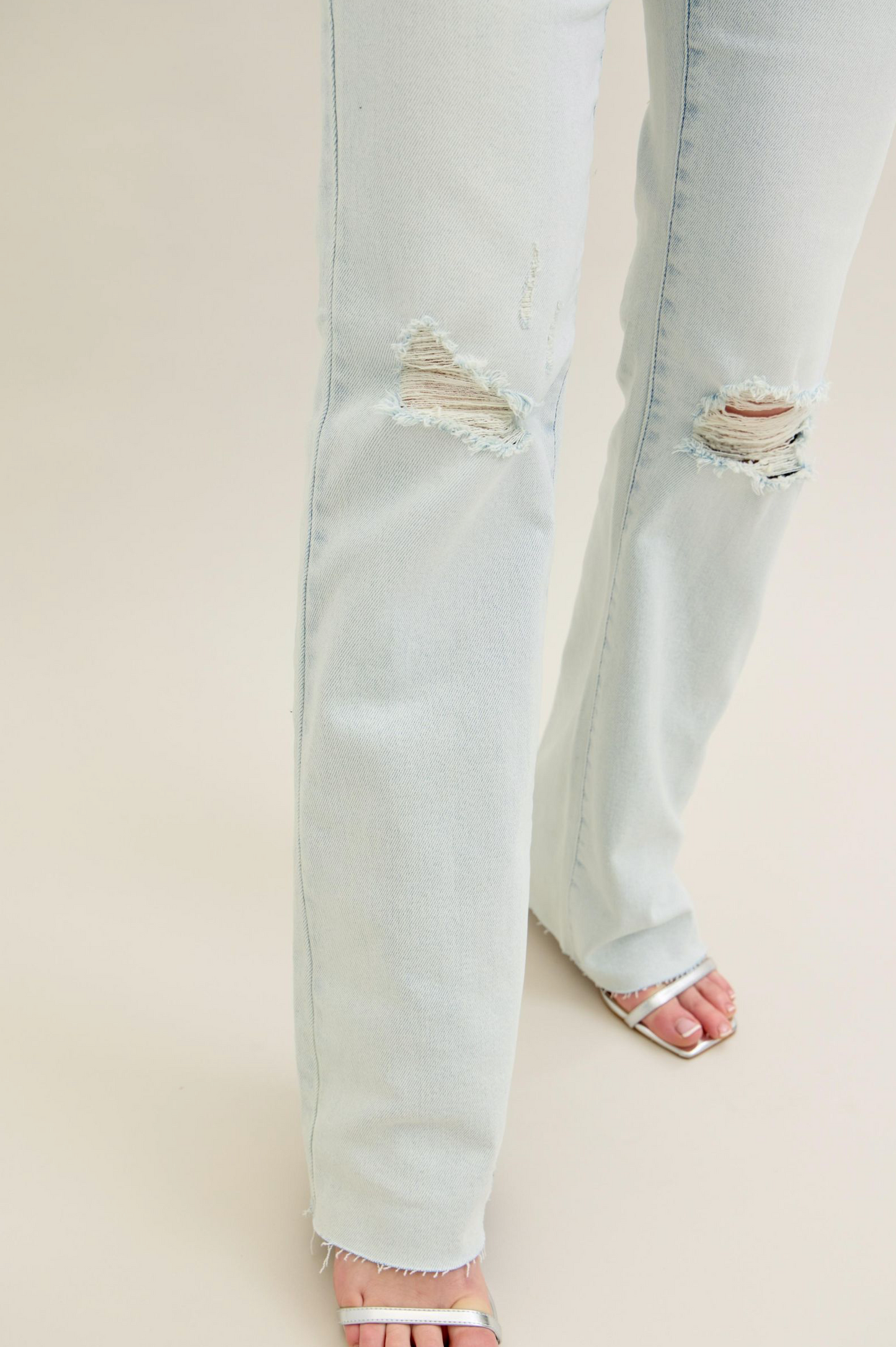 Judy Blue - Mid-Rise Destroyed Bootcut Jeans