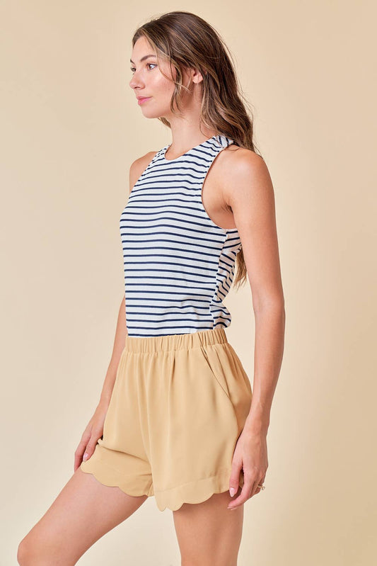 Sunlight Scallop Shorts
