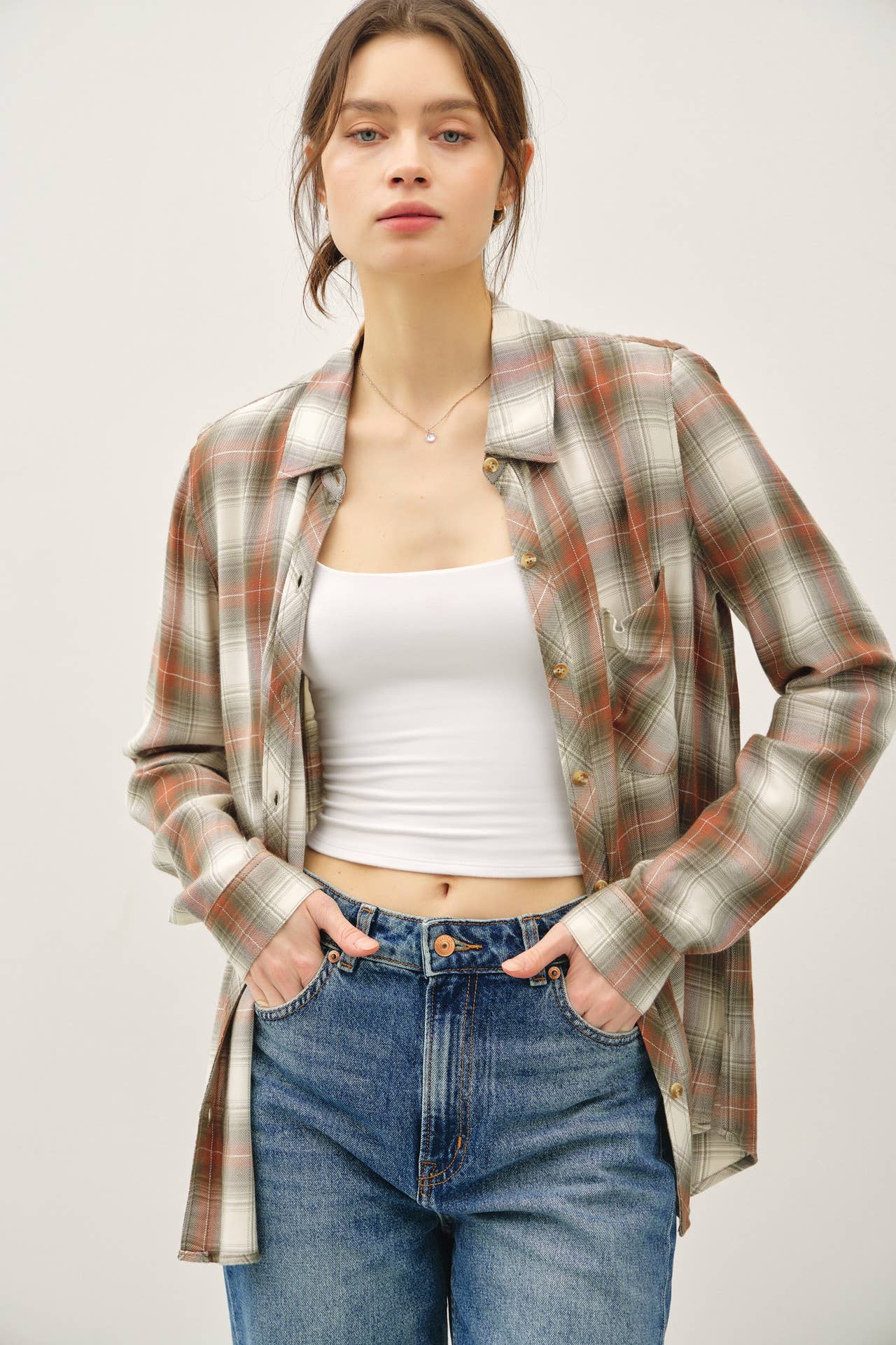 VINTAGE RED PLAID LONG SLEEVE BUTTON UP SHIRT