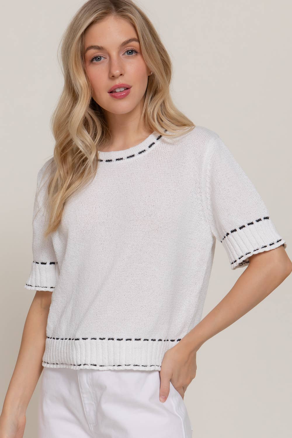 White/Black Contrast Stitch Short Sleeve Sweater