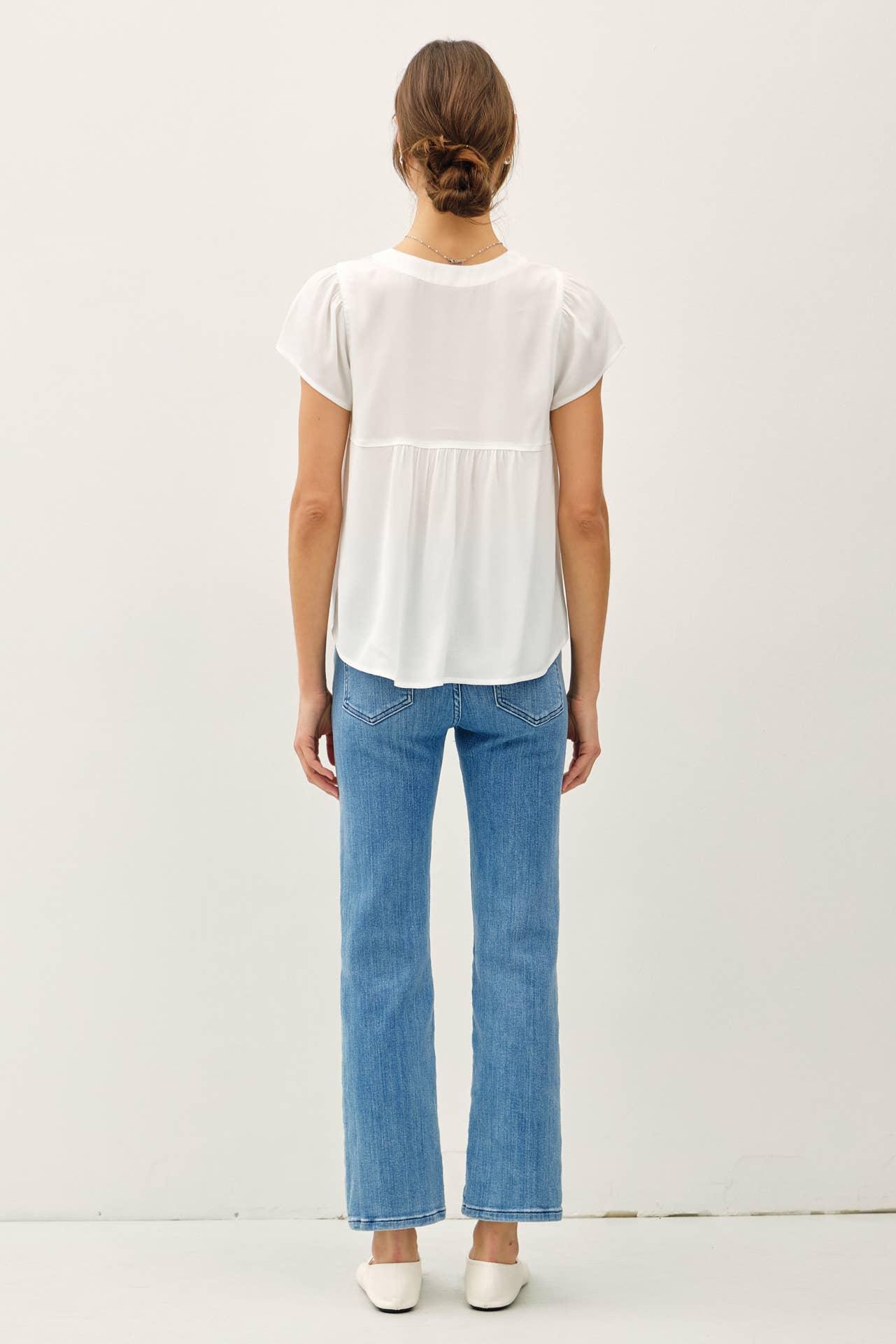 White Flowy Cap Sleeve V-neck Top