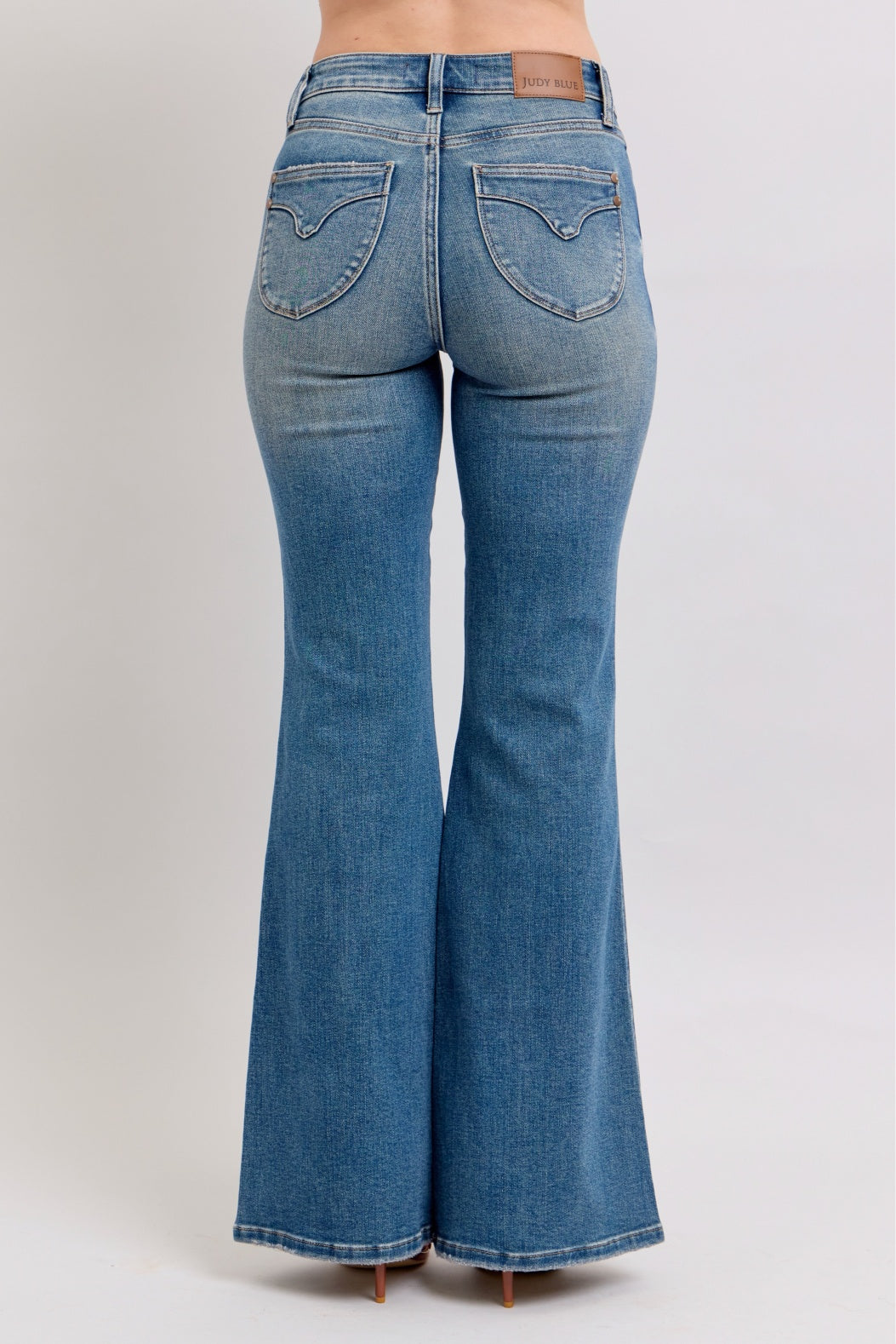 Judy Blue - Mid Rise Vintage Wash Tummy Control Flare