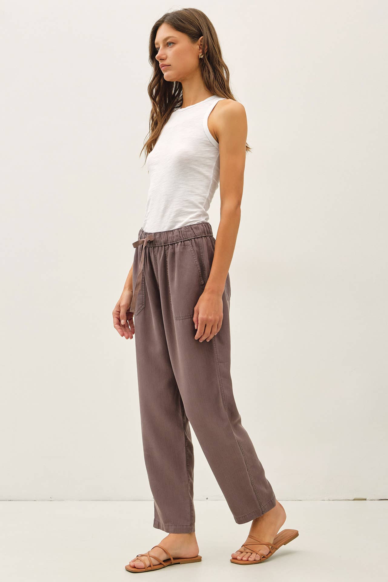 BROWN GREY TENCEL TAPERED PANTS