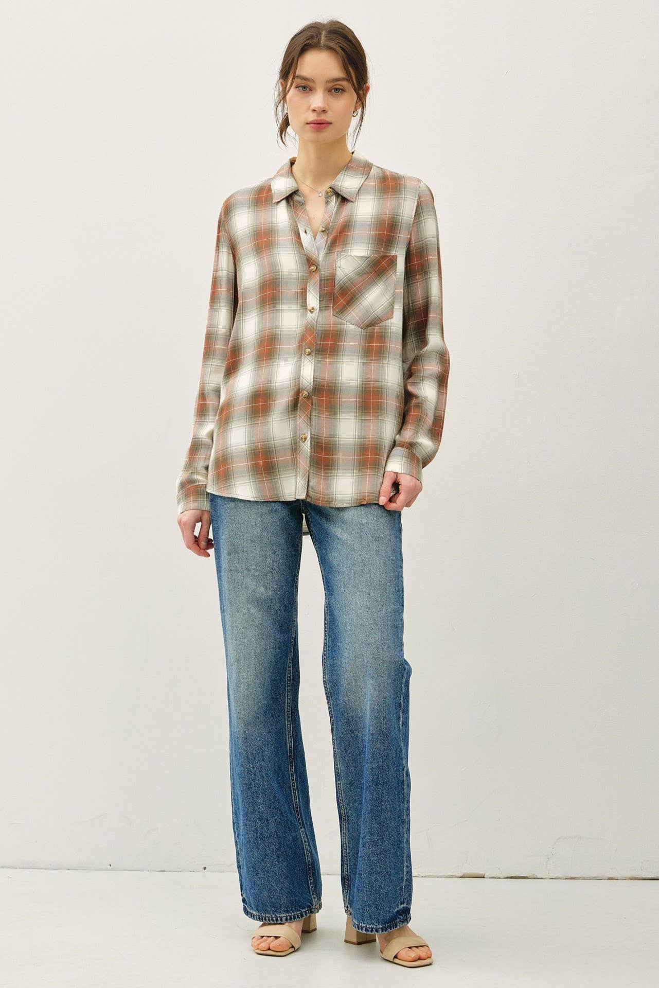VINTAGE RED PLAID LONG SLEEVE BUTTON UP SHIRT
