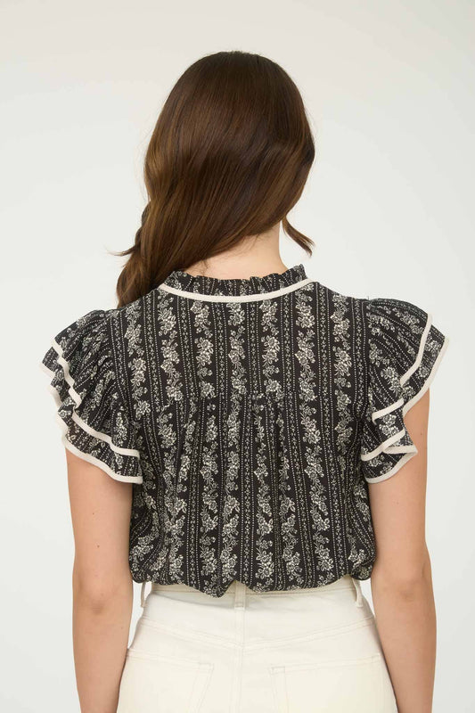 BLACK FLORAL PRINT FRONT TIE RUFFLE TOP