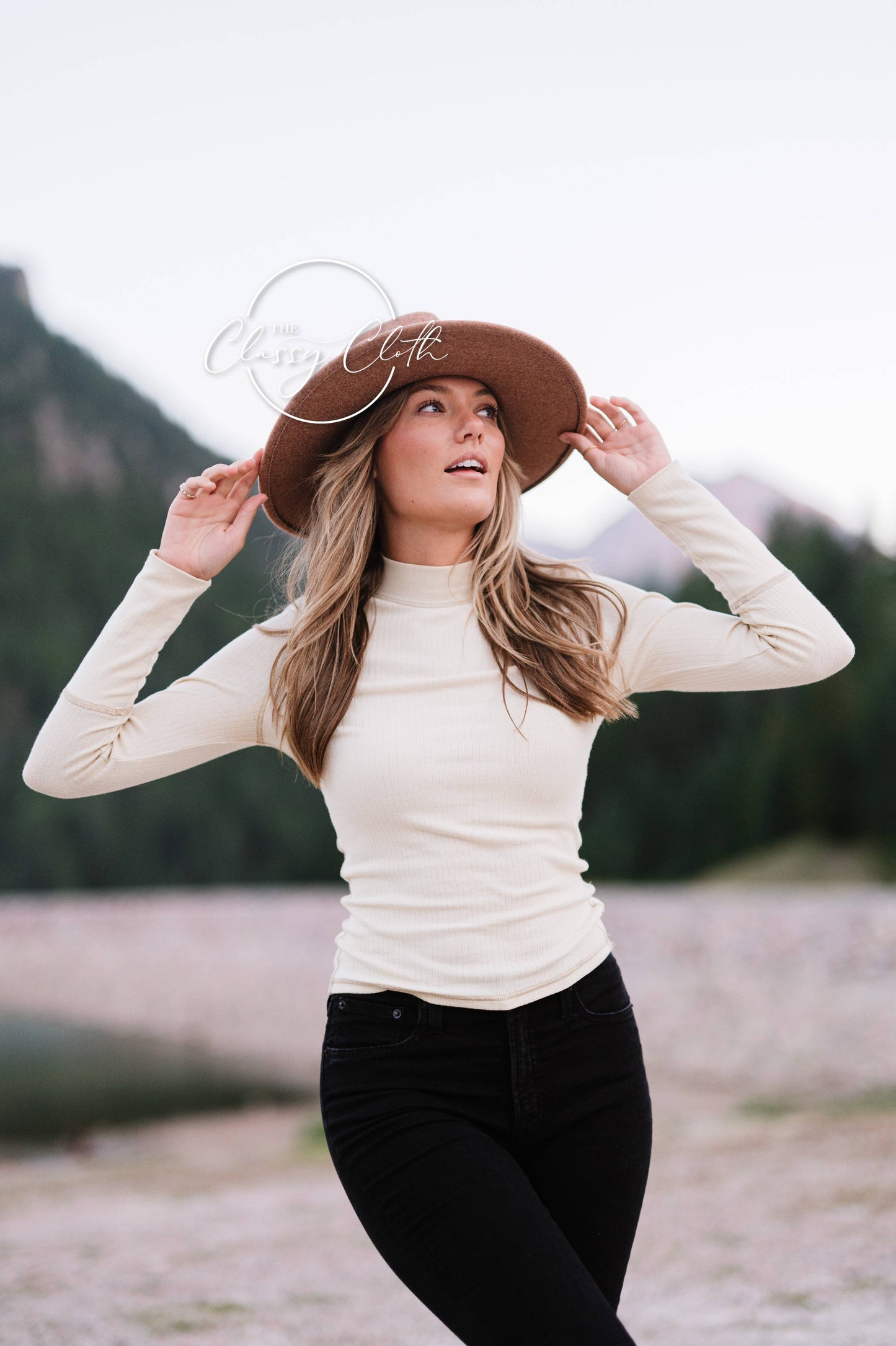Camel Wide Brim Hat w/ Belt