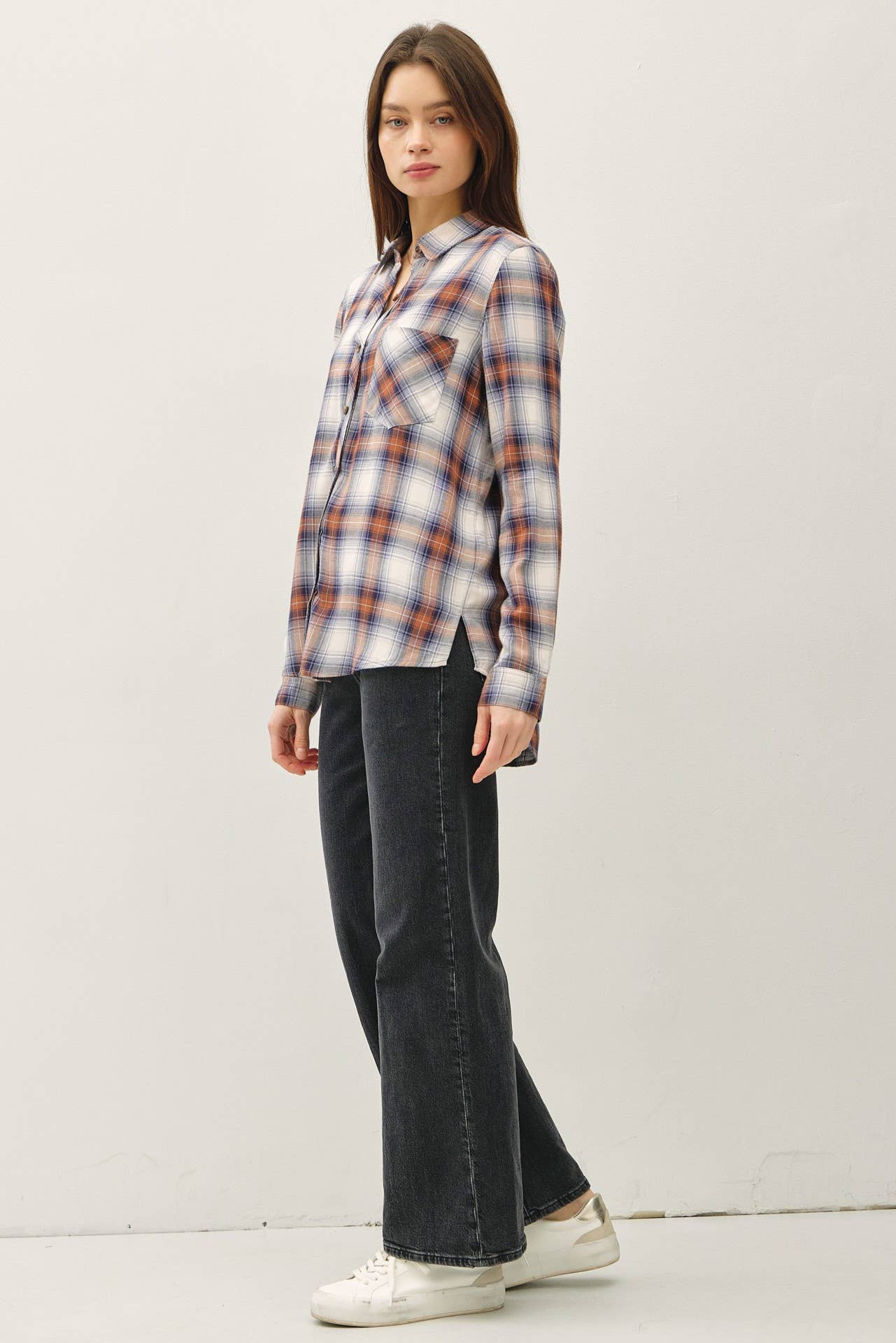 VINTAGE RED PLAID LONG SLEEVE BUTTON UP SHIRT