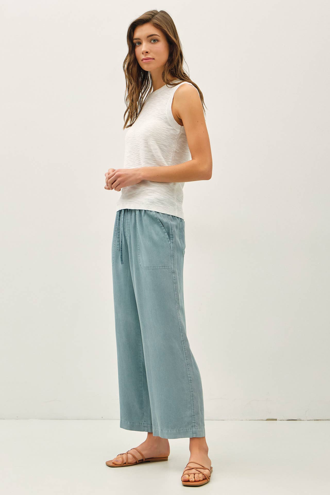 Jade Cropped Tencel Pants