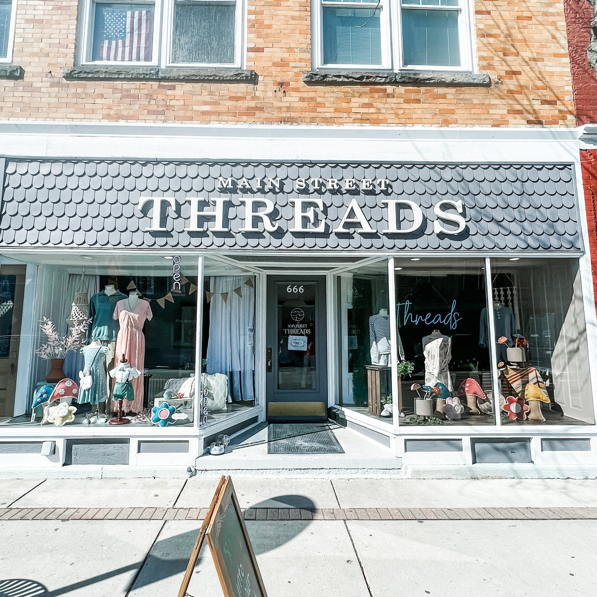 Thread Street Main Street Threads – MainStreetThreadsBoutique