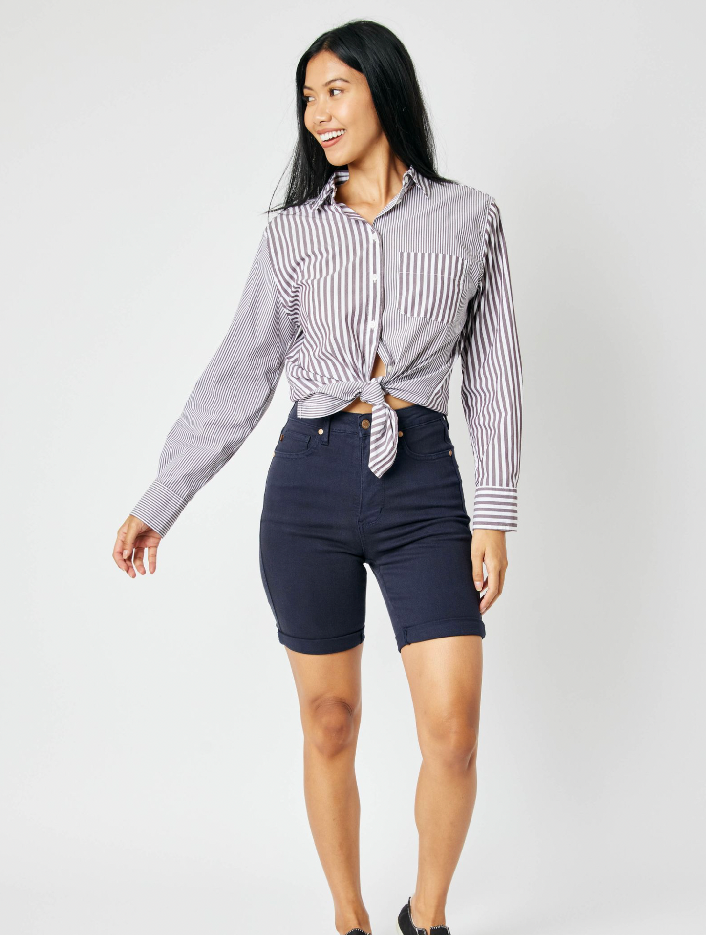 Judy Blue - High Waist Tummy Control Navy Bermuda Shorts