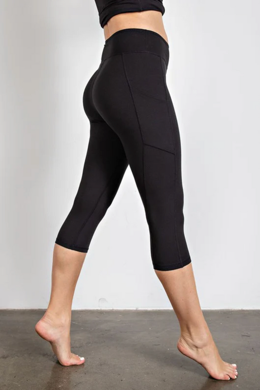 Black - Capri leggings with Pockets