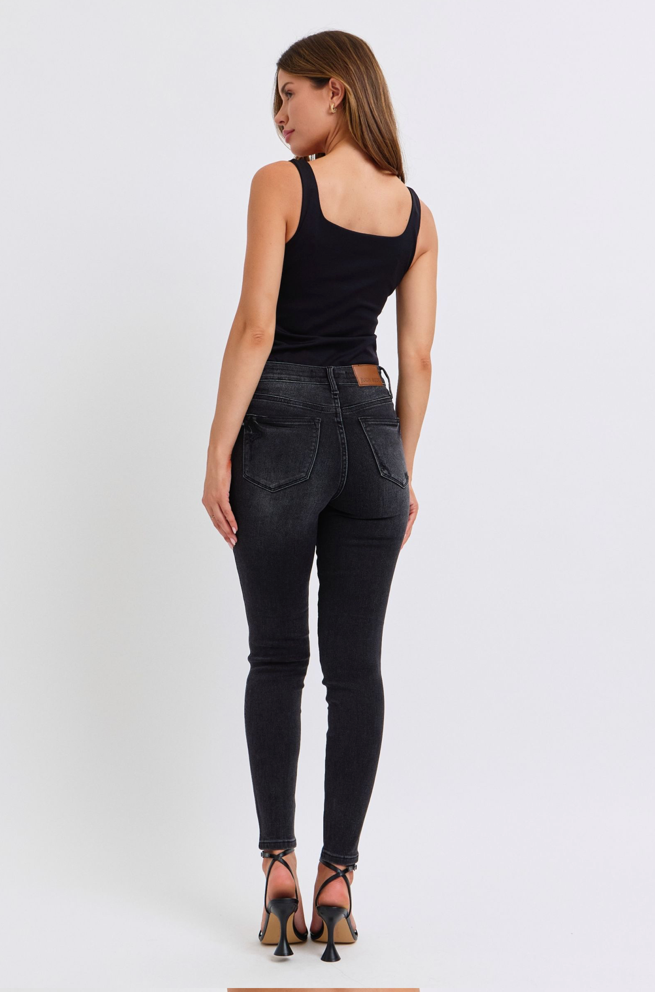 Judy Blue - Black Mid Rise Tummy Control Skinny