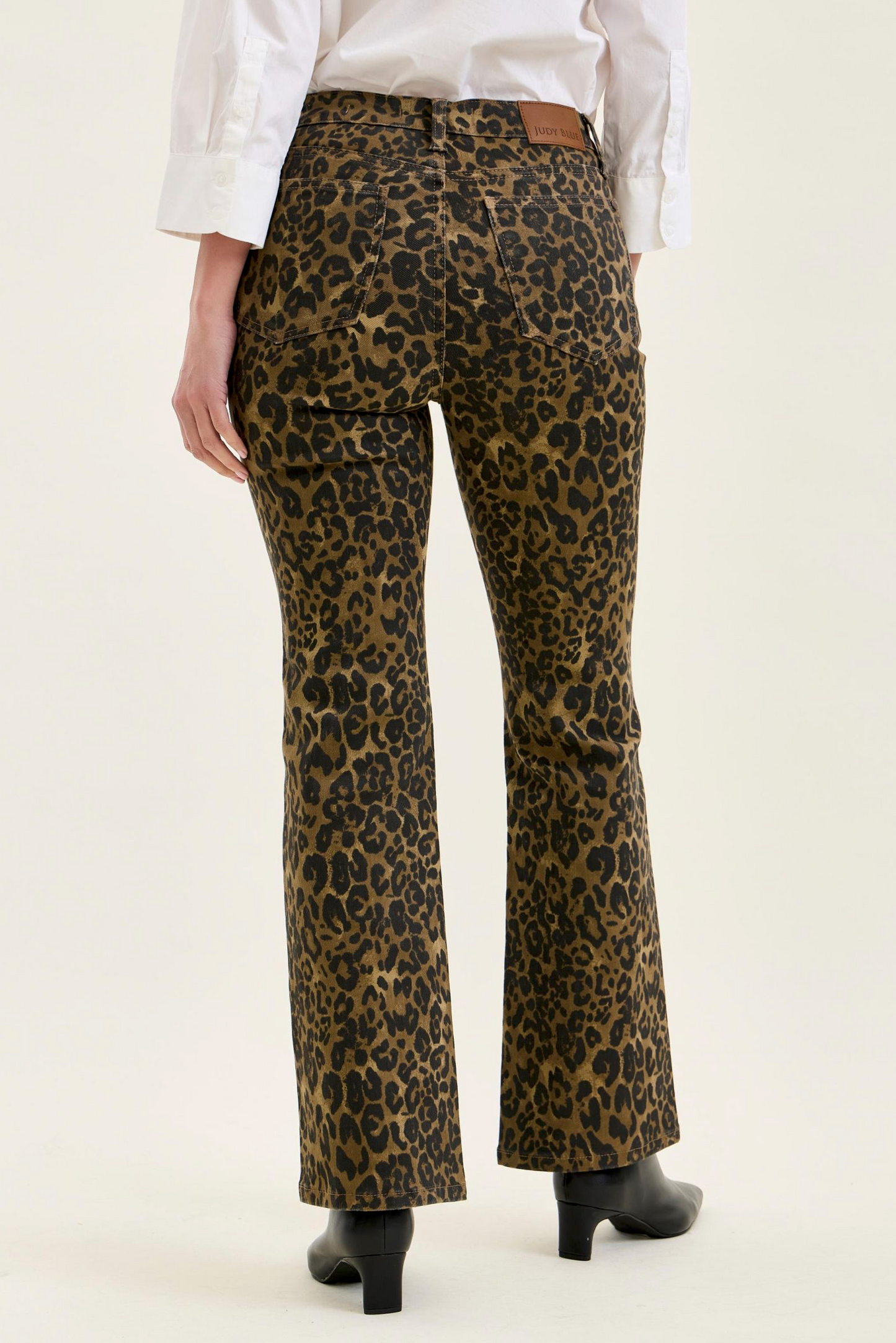 Judy Blues - High Waisted Leopard Print Bootcut