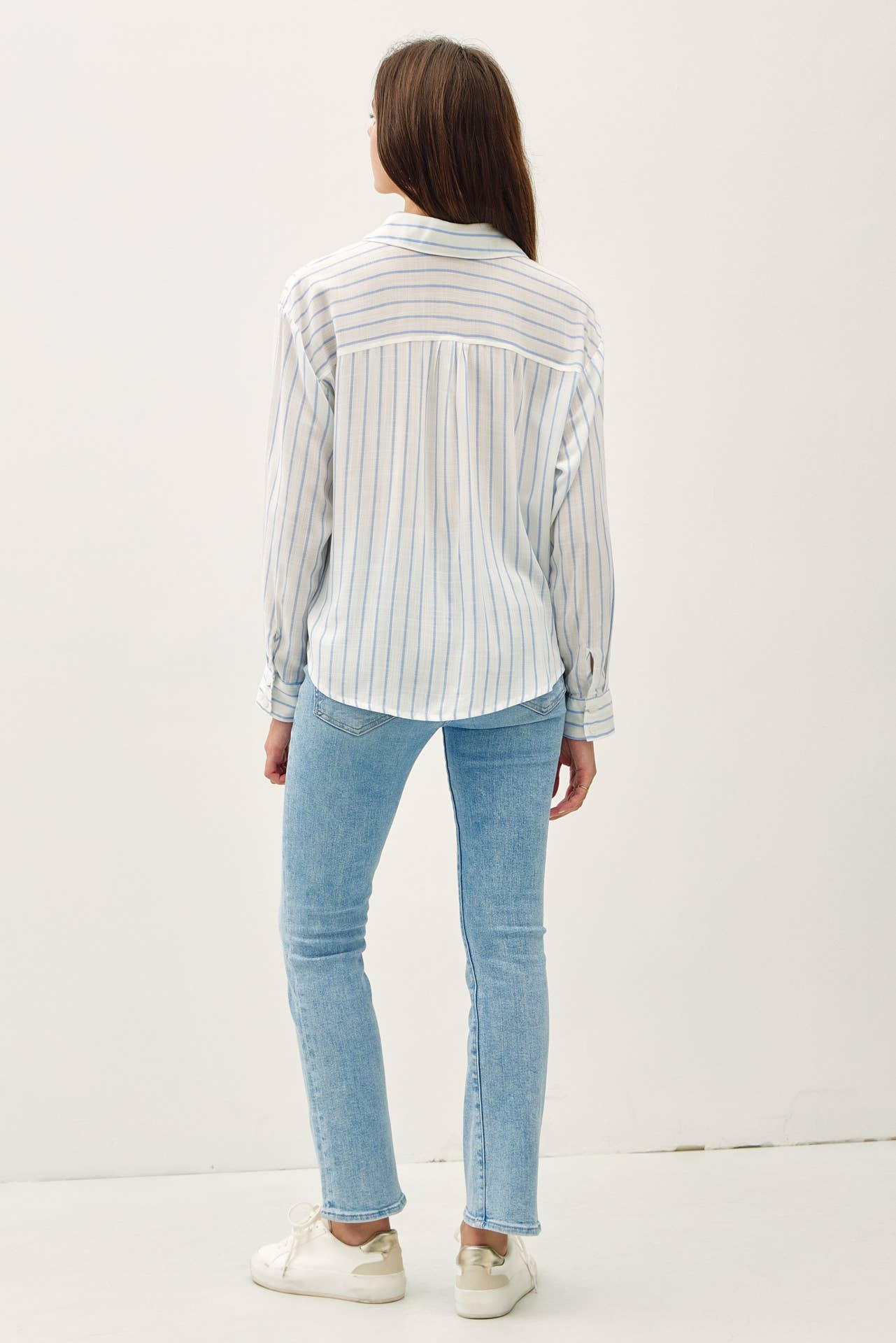 CHAMBRAY STRIPED LONG SLEEVE SHIRT W TWIST BOTTOM