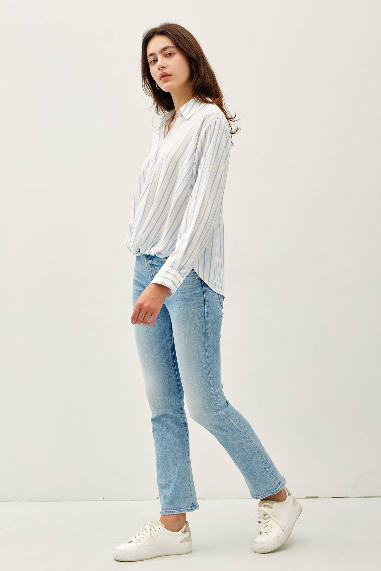 CHAMBRAY STRIPED LONG SLEEVE SHIRT W TWIST BOTTOM