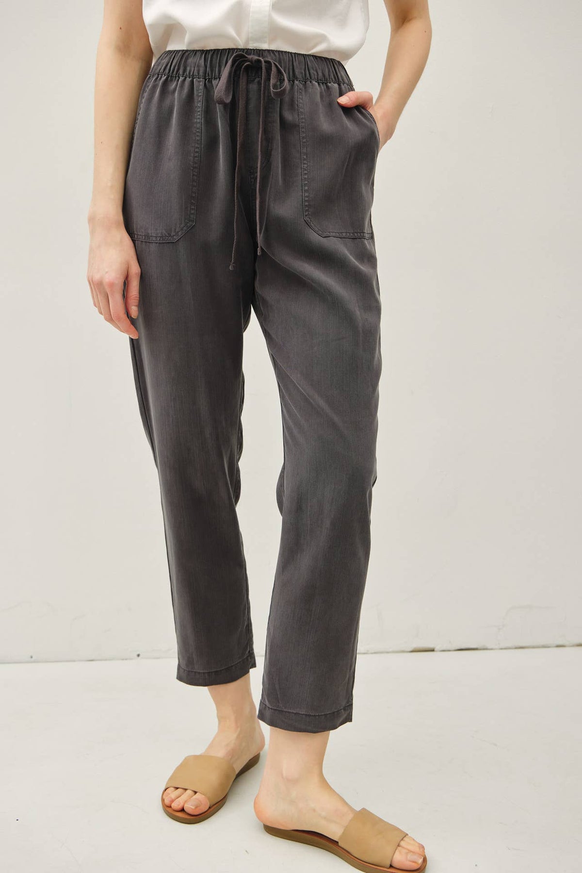 DEEP CHOCOLATE TENCEL TAPERED PANTS