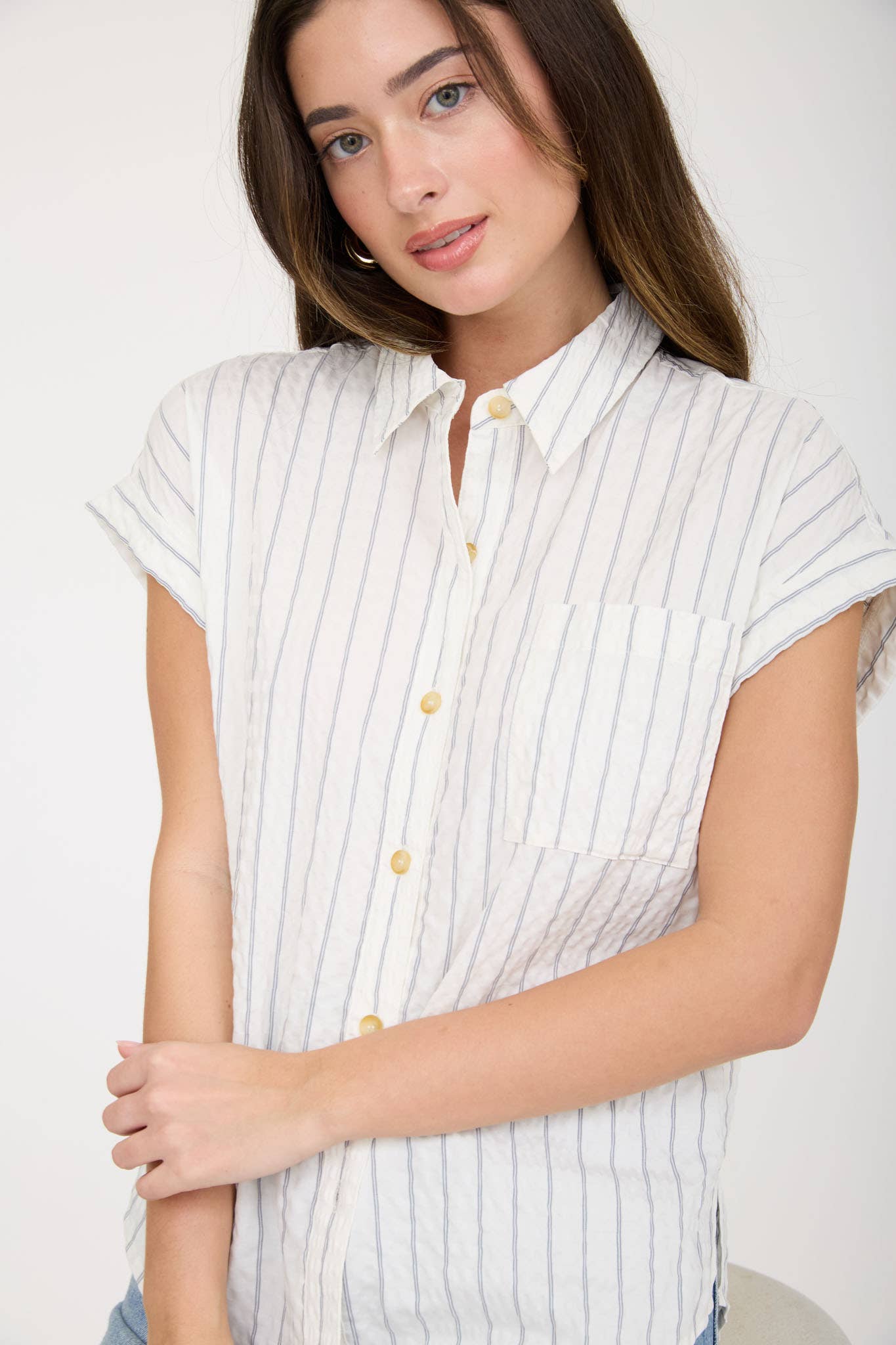 STRIPE EXTENDED SHOULDER COLLARED SHIRT