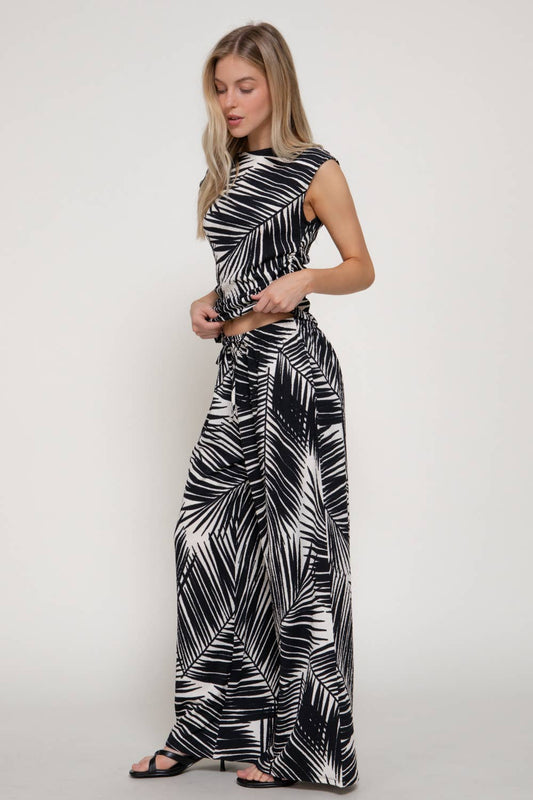 Black Sleeveless Ruched Top & Pants Set
