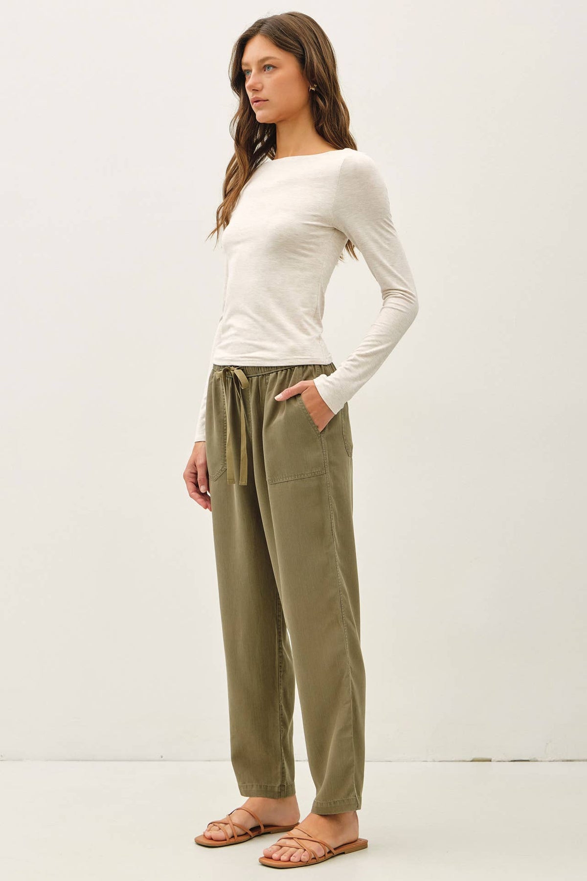 DEEP CHOCOLATE TENCEL TAPERED PANTS